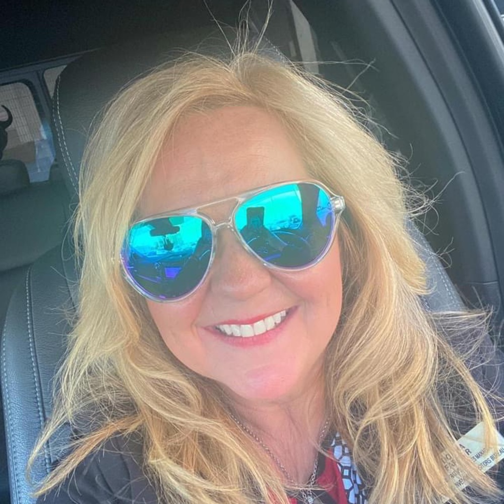 Meet your Posher, Donna